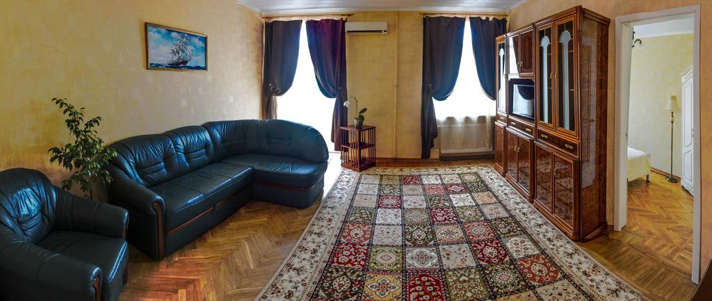 Comfort Near Opera Theater Odesa Exterior foto